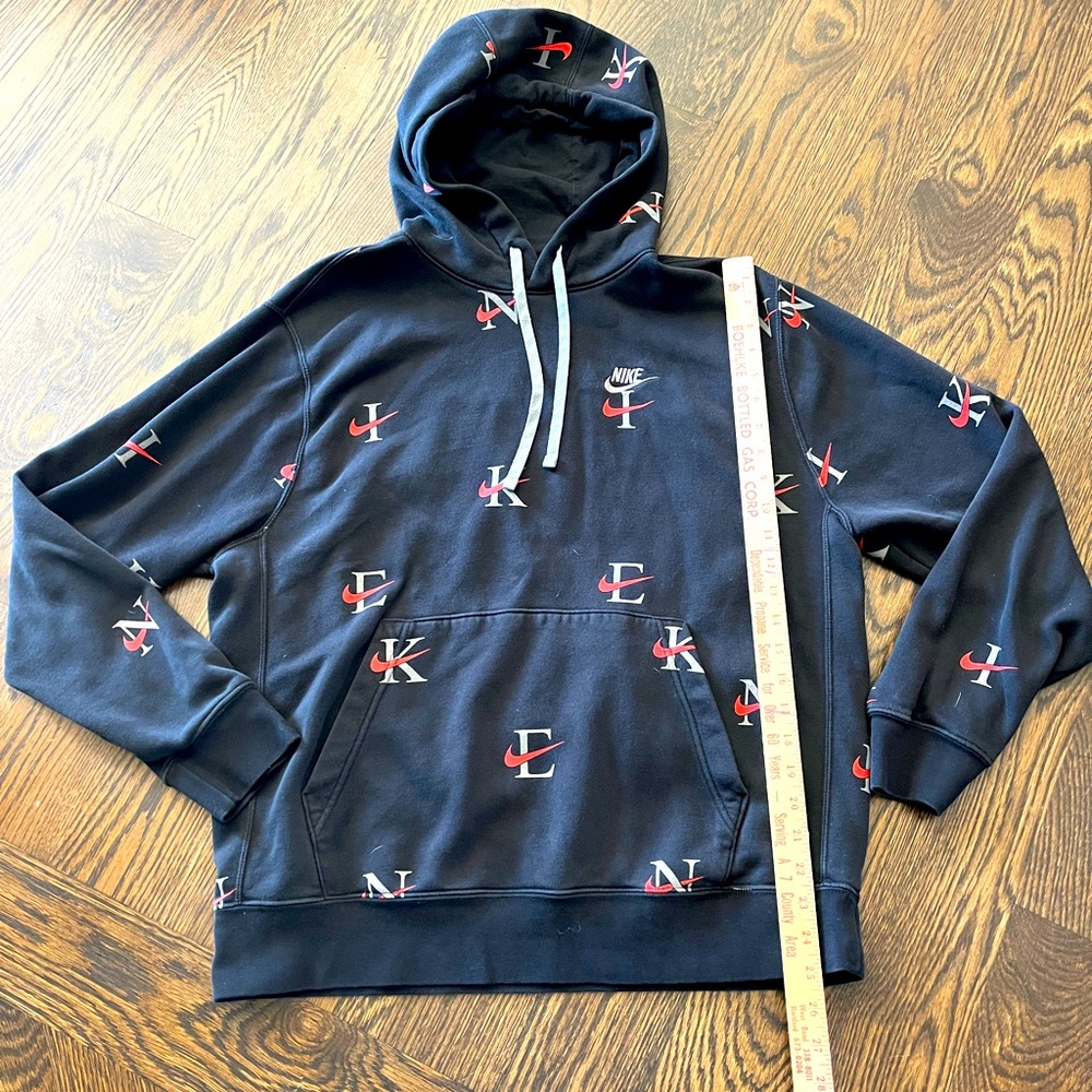 Nike black large men’s hoodie sweatshirt, kangaroo pocket